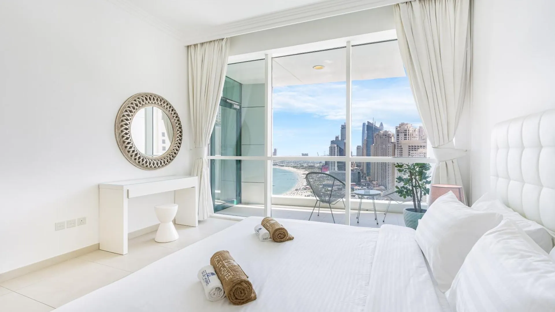 Lux Home With Direct Beach Access In Al Bateen Dubai 0*,  United Arab Emirates