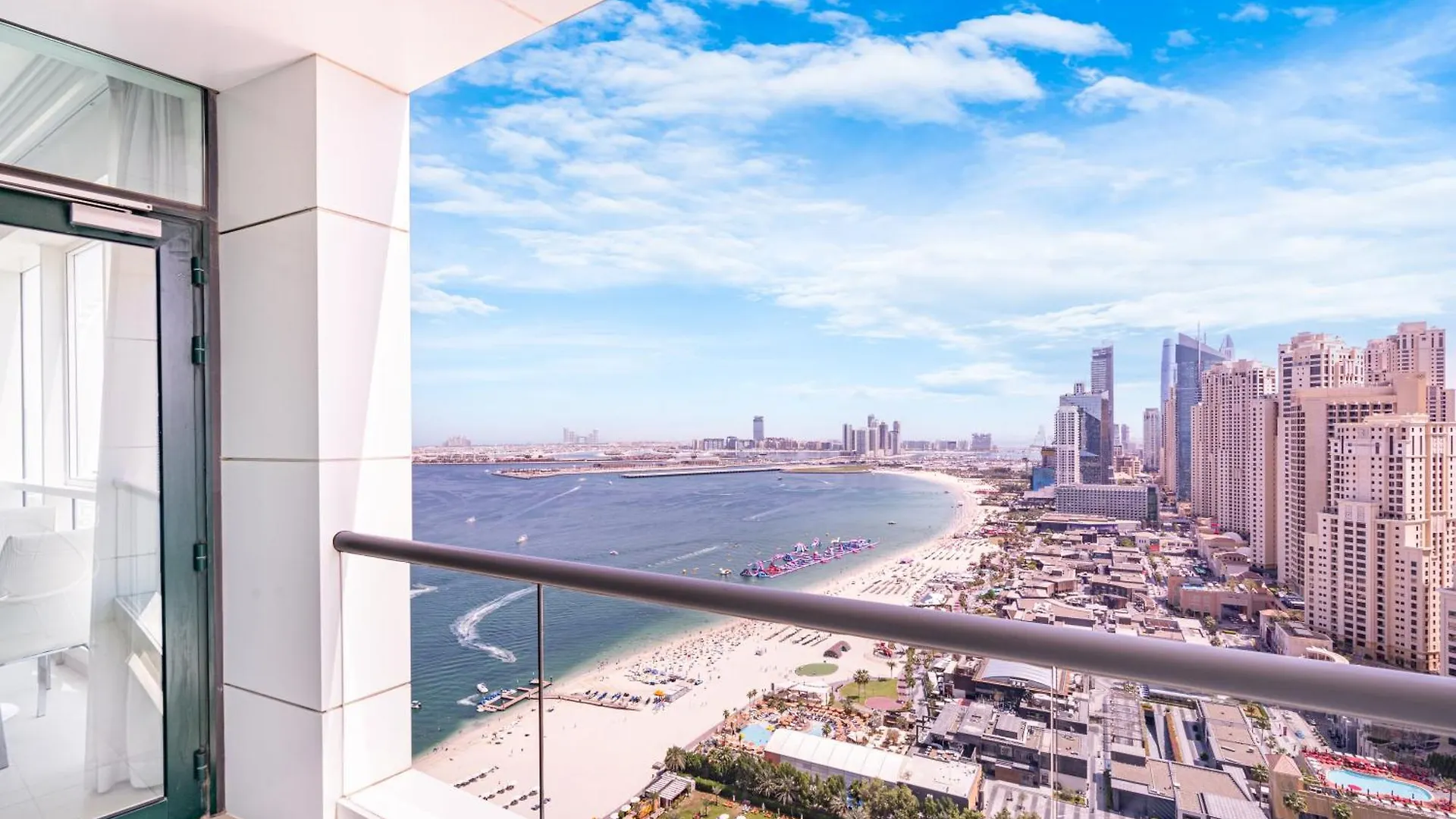 Lux Home With Direct Beach Access In Al Bateen Dubai Apartment