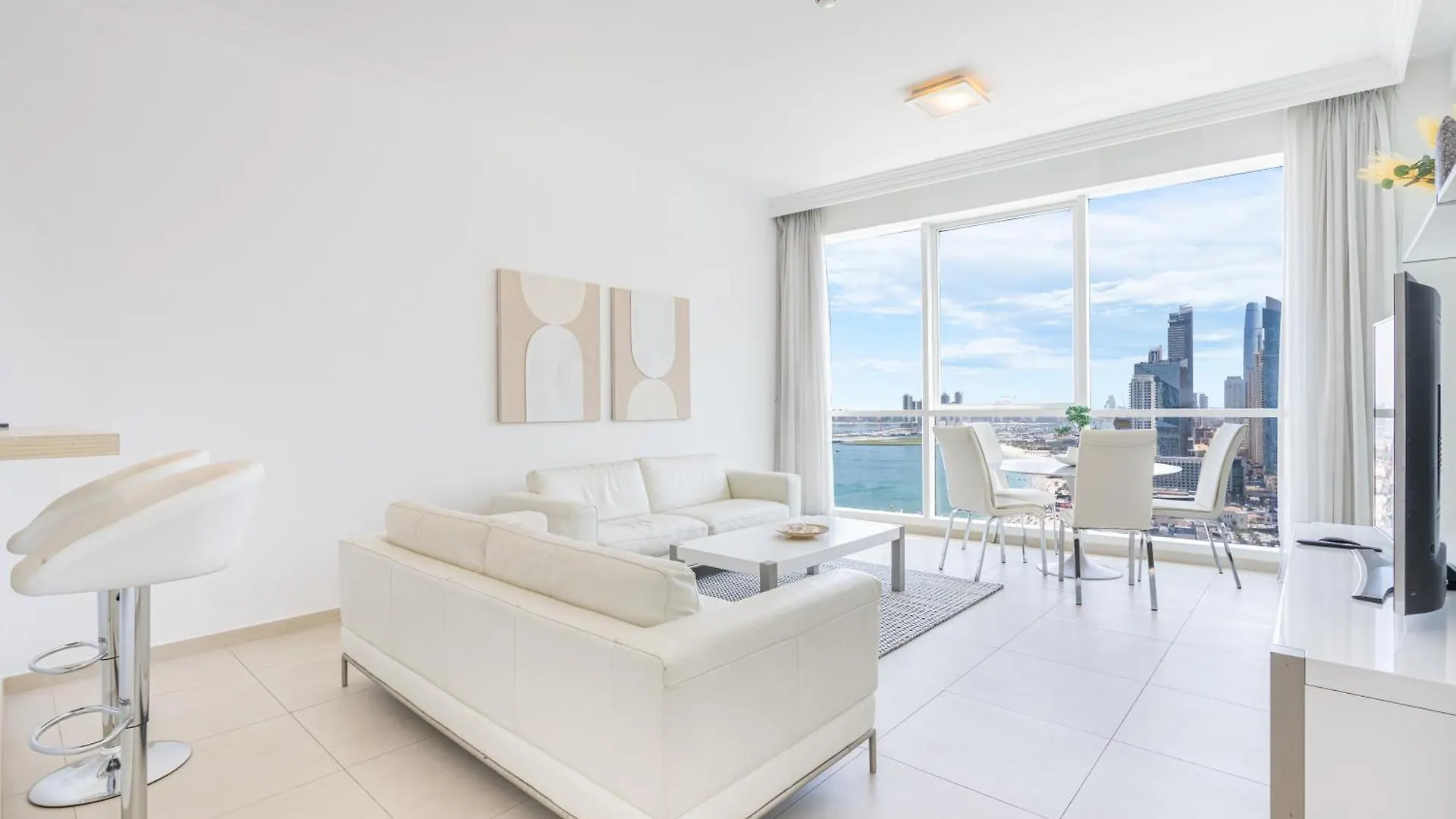 Lux Home With Direct Beach Access In Al Bateen Dubai Apartment